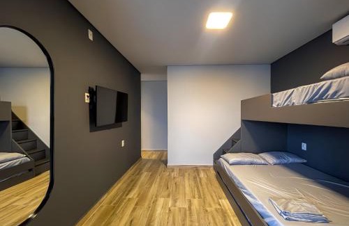 Paranapanema House | Casa com piscina aquecida e acesso ao clube em Riviera