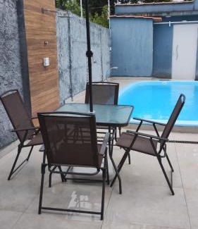 Jardim Mar e Ceu House | Casa com piscina e hidromassagem praia Enseada.