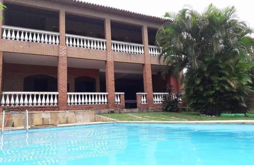 Iguaba Grande House | Casa com Piscina em Iguaba Grande