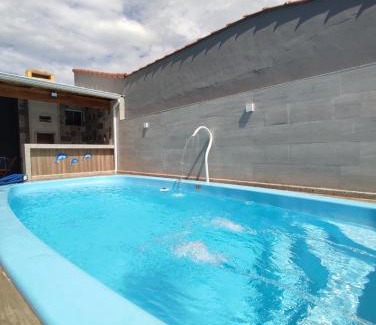 Parque Burle House | Casa com Piscina Orla 500 Unamar Cabo Frio