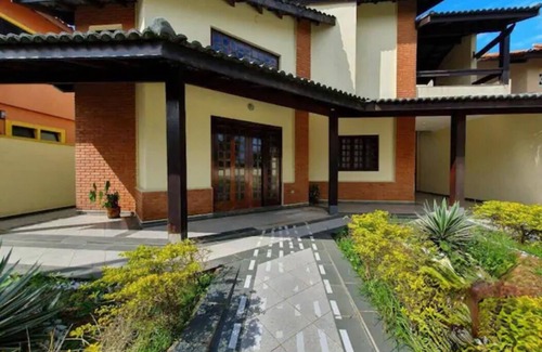 Santa Terezinha House | Casa com Vista Para o mar a 70 Metros da Praia