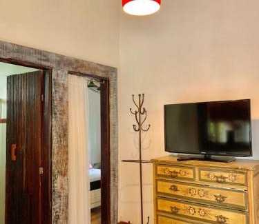 Colonia do Marcal House | Casa COMPLETA, 2 quartos, Estacionamento GRATUITO, WIFI 300MB, frigobar, microondas, fogão e jardim