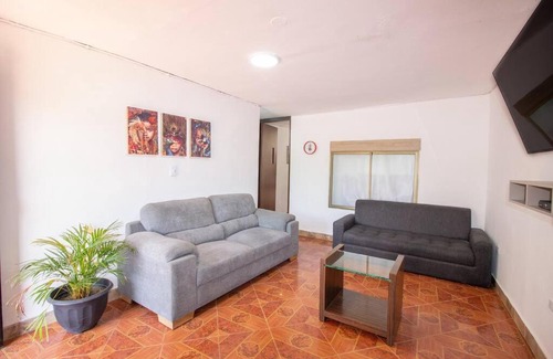 San Javier House | ¡casa con parqueadero! Hogareña y vacacional