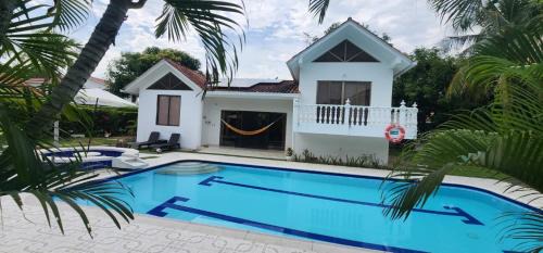 Melgar House | Casa con piscina privada