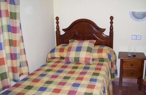 Almaden de la Plata House | Casa Concha