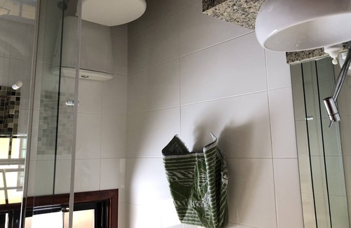 Vila Clais House | Casa Confortável em Condomínio a 100 Metros da Praia