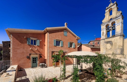 Achilleio Villa | Casa Conti 1870, fantastic villa, private heated pool in Gastouri Corfu