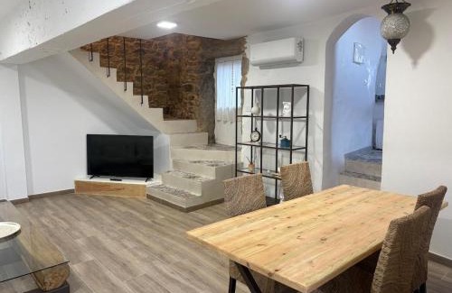 Outes House | Casa Cosmeiro