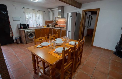 Durcal House | Casa Cuesta del Álamo. Vistas frente Puente Lata