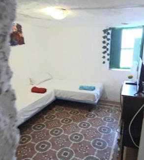 Paterna Apartment | Casa Cueva Puerta Verde Valencia