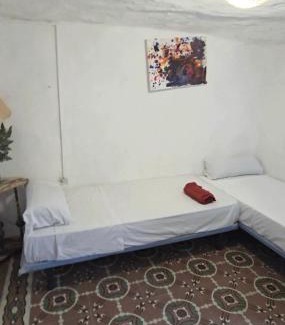 Paterna Apartment | Casa Cueva Puerta Verde Valencia