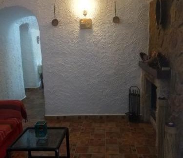 Hinojares House | CASA CUEVA VANESA