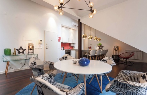 Encarnacao Apartment | Casa da Barroca designer loft in Bairro Alto