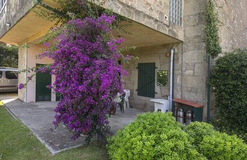 Valga Cottage | Casa da Escola. Galicia Rias Bajas. Ideal for families.
