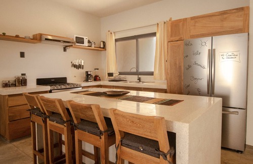 Santa Maria Colotepec House | Casa Dakini en la Punta - 15min walk ocean - AC/Pool/Ocean Viewn