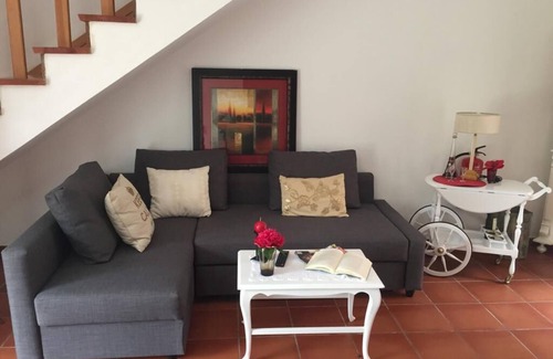 Batalha Cottage | Casa das Bungavilias II