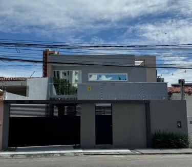 Barro Vermelho House | Casa de alto padrão