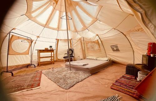 Homestead Other | Casa de Campaña en la Pequeña Selva by Legnalife