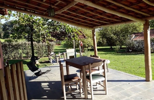 Aracariguama Cottage | Casa de Campo com Piscina na Região de São Roque