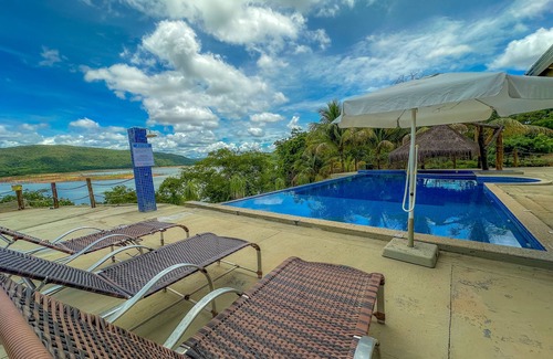 Caldas Novas Cottage | Casa de Campo com Linda Vista Para Lago e Montanha em Caldas Novas-go