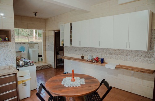 Vila da Trinta House | Casa de Campo com Piscina e lazer em Cascavel/PR