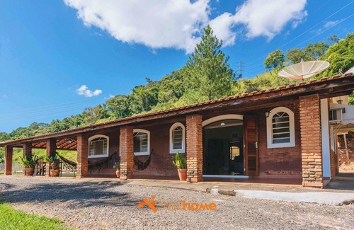 Lindoia House | Casa de campo com piscina em Lindóia