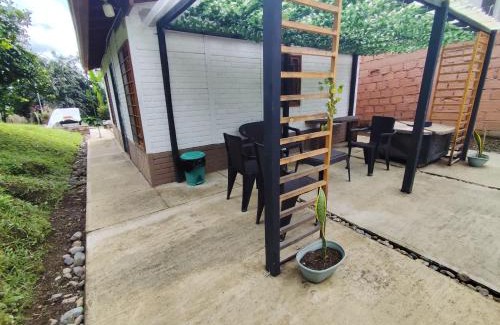 Pereira House | Casa de Campo Condina, hospedaje Familiar en la Naturaleza