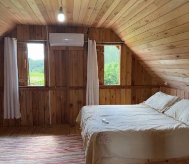 Tijucas Ski Chalet | Casa de Campo no Oliveira