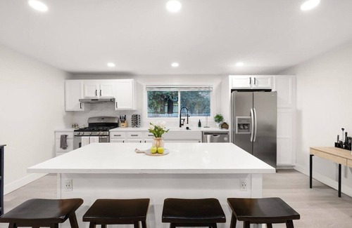 Windsor House | Casa de la Esperanza: 1890s Historic Gem - 6BD/4BA