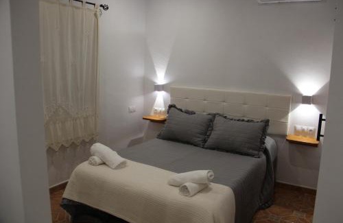 Setenil de las Bodegas House | Casa de la Miel