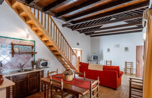 Moclin Villa | Casa de la placeta - El Gollizno Moclín by Ruralidays