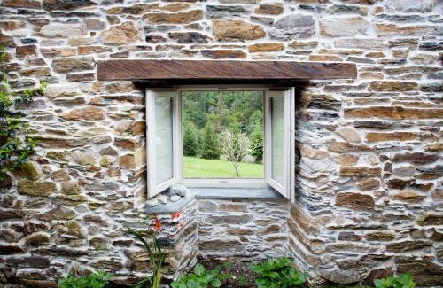 A Pontenova House | Casa de las Flores/Casa de campo LUGO