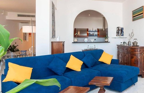 Genoa Historical Centre Apartment | Casa Dè Mà, Large Luxury House with View of the Old Port and Aquarium of Genoa