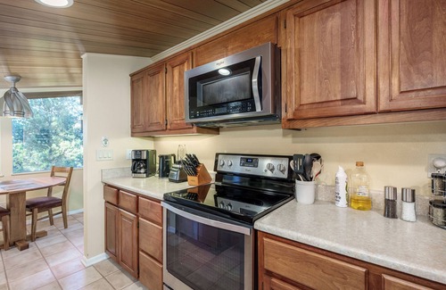 West Sedona Hotel | Casa De Oro - 3 BR/3 Bath with private en suite