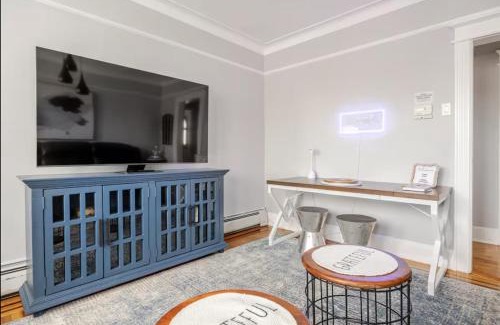 North Bergen Apartment | Casa De Paz II - Min from NYC The Heights
