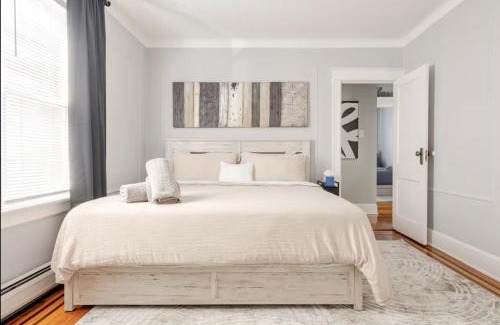 North Bergen Apartment | Casa De Paz II - Min from NYC The Heights