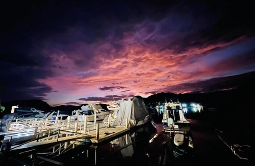 Itanema House | Casa de Praia Angra dos Reis c/Píer exclusivo à Beira Mar + Churrasqueira a 5min da praia.