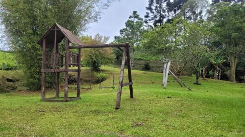 Rio do Sul House | Casa de sítio com piscina aquecida lareira e fogão a lenha