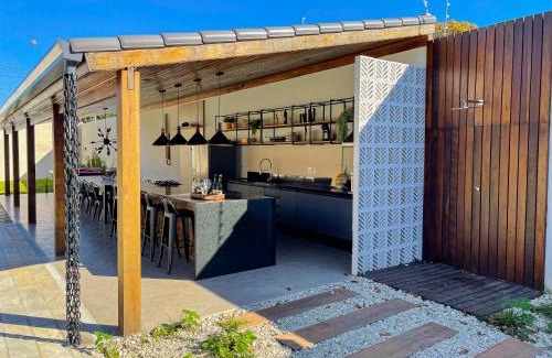 Resende House | Casa de Temporada com Piscina , Sauna e Jacuzzi