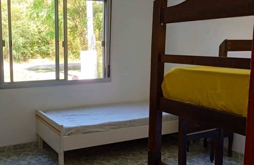 Colonia House | Casa de tres ambientes con parrillero Villavicencio
