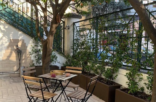 Vomero Apartment | Casa Degli Aranci Charming apartment in the prestigious neighborhood of Vomero