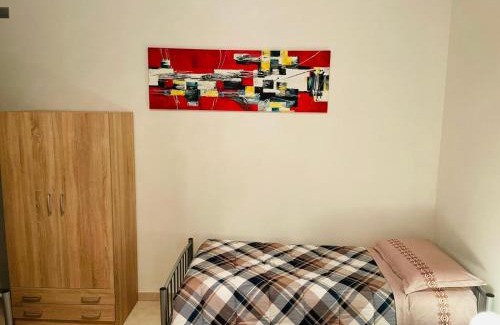 Somma Lombardo Apartment | Casa Dei Fiori 3