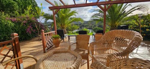 Las Jaras House | Casa del Lago la Encantada