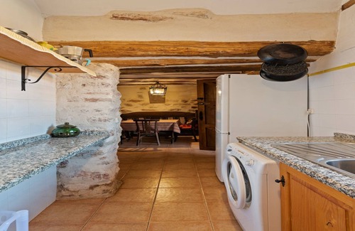 Vianos Cottage | Casa del Palomar with Spa and shared pool