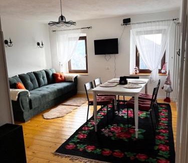 Danta di Cadore Apartment | CASA DI MONTAGNA BnB -ROXY