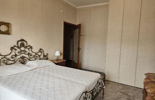 Rione Alto Apartment | Casa di Pietrina - Large Apartment