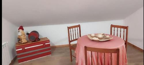 Castrelo de Mino House | CASA DO AVÒ