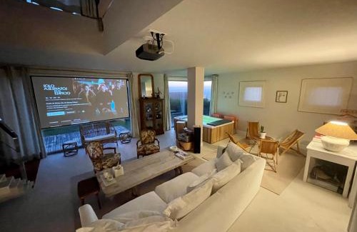 Carballo House | Casa do Cruceiro surfing Costa da Morte