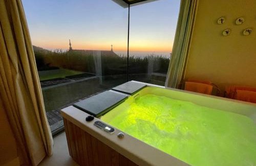 Carballo House | Casa do Cruceiro surfing Costa da Morte