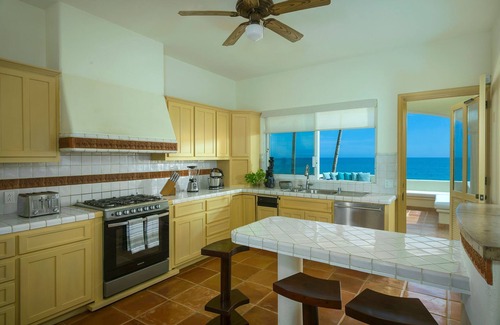 Rancho Cerro Colorado Villa | Casa Edwards Too Beach Front - Exclusive beach at Palmilla Sur, 5 bedrooms Villa